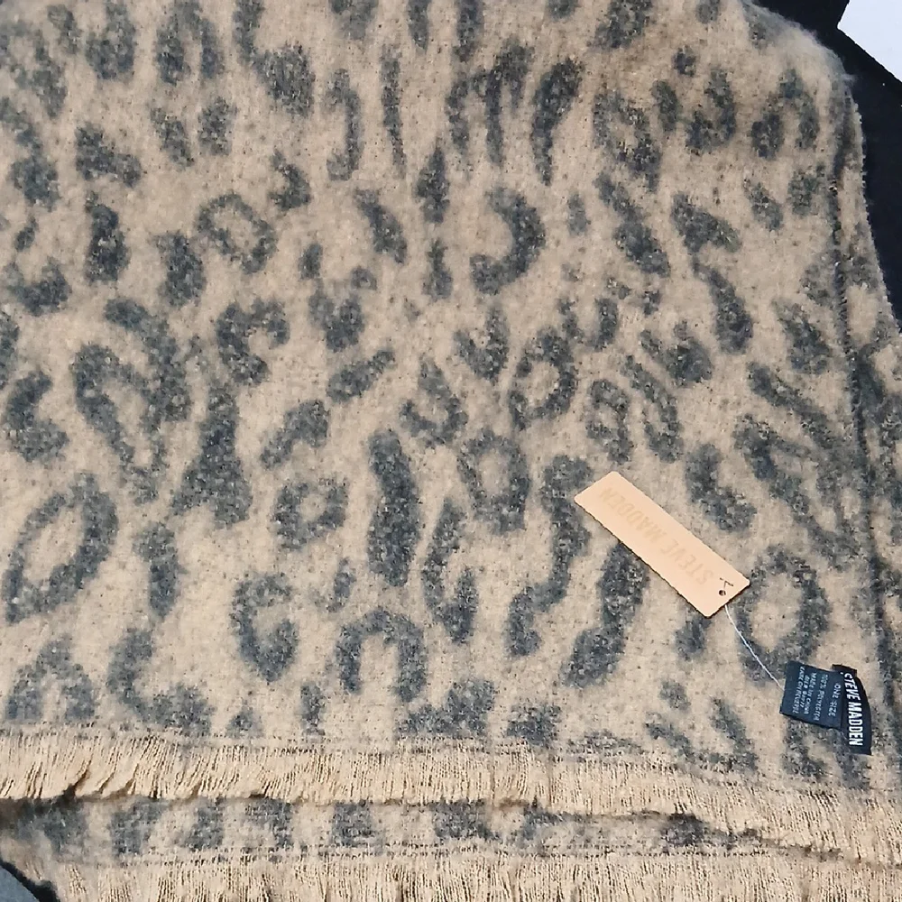 Steve Madden stylish leopard